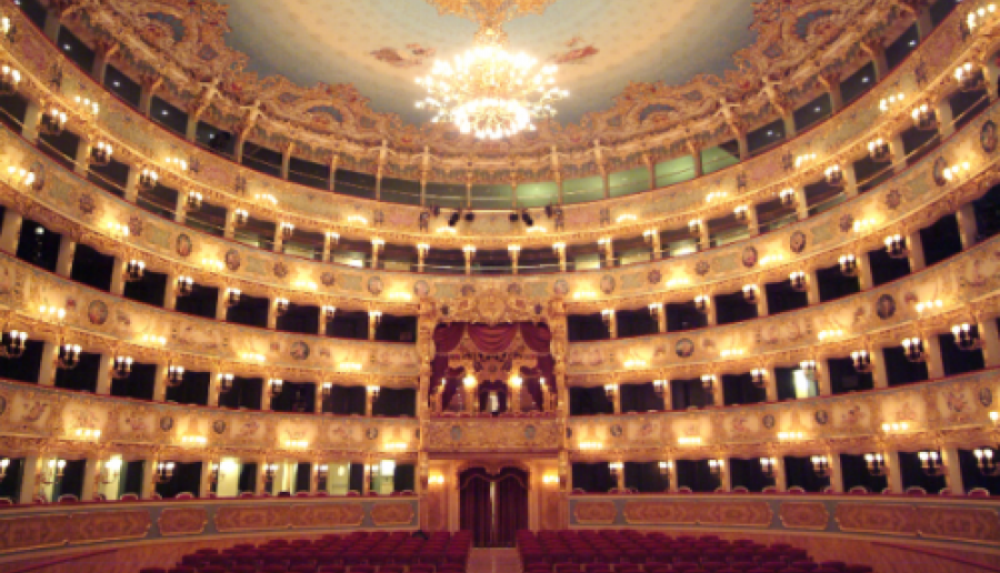 Disponibili i tagliandi per la Fenice Disponibili i tagliandi per la Fenice