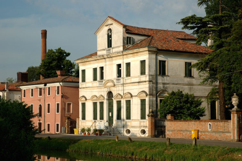 In vendita Villa Principe Pio a Mira