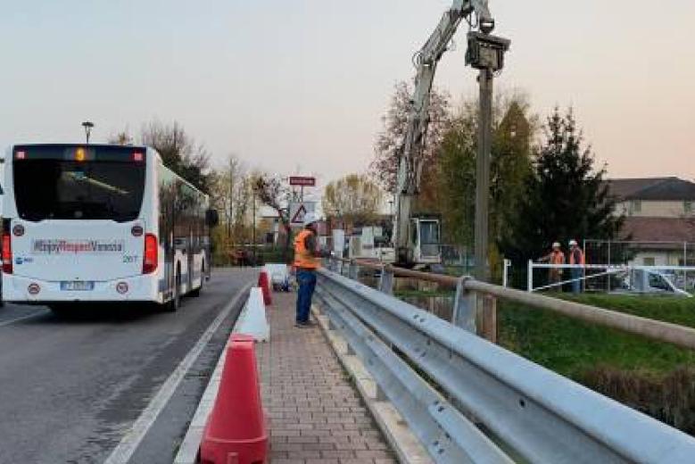 lavori passerella ponte fiume Dese ciclabile sp 40