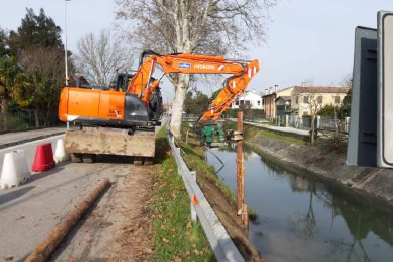 lavori canale sp 45 meolo