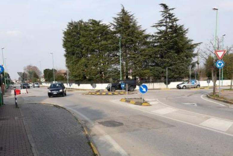 opere pubbliche rotonda salzano