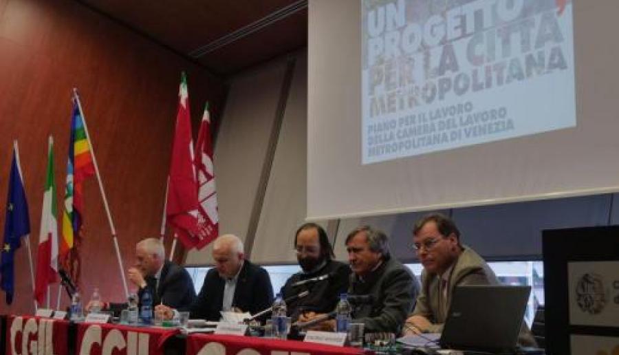 Tavola rotonda su “Un progetto per la Città metropolitana" Tavola rotonda su “Un progetto per la Città metropolitana"