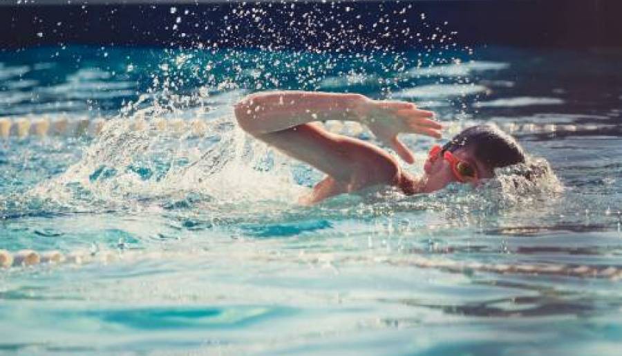 6 sport nuoto